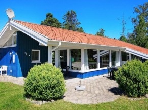 Lavish Holiday Home in Falster with Sauna in Bogø By